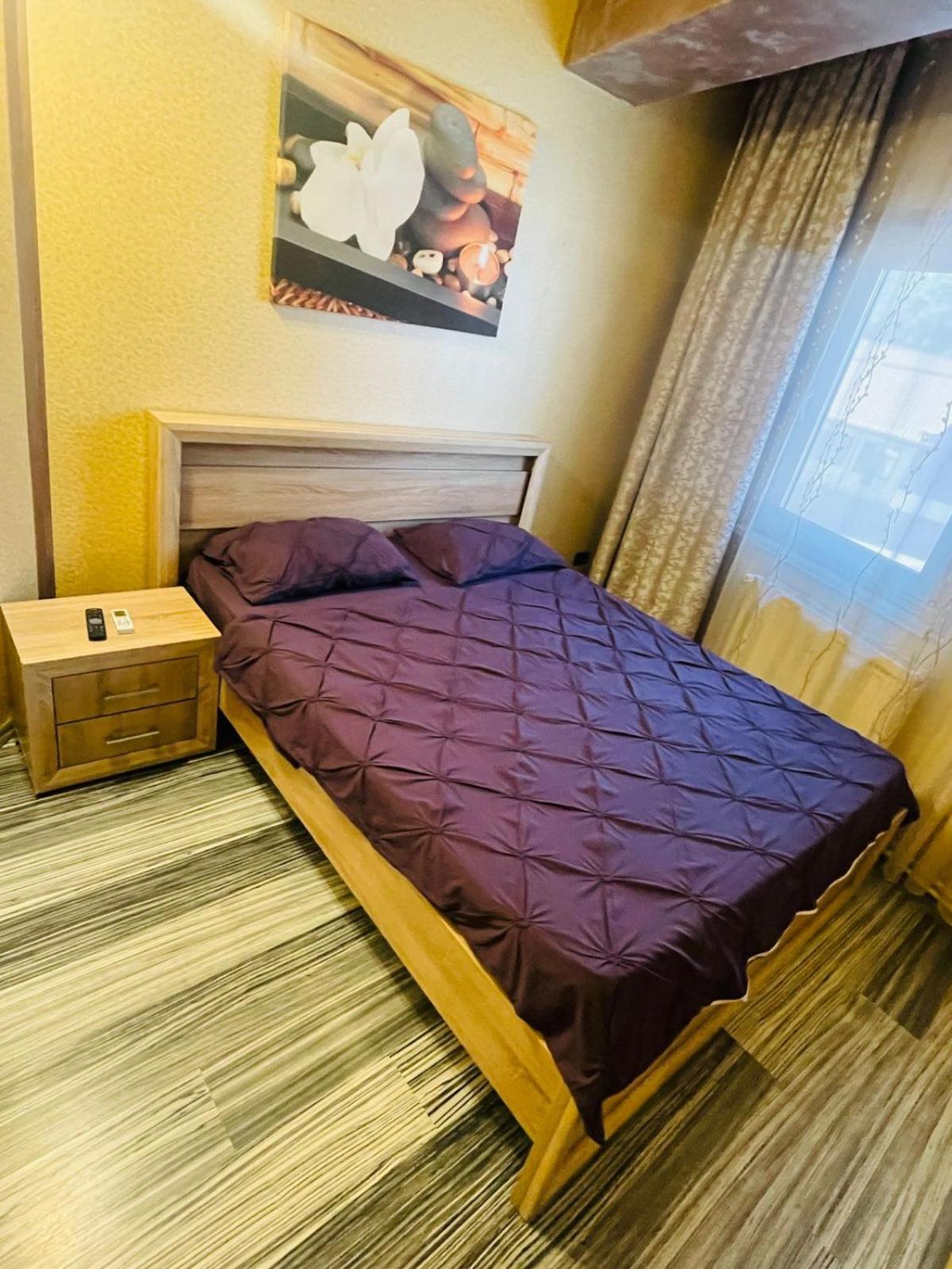 Urban Rez Suites Iasi Ngoại thất bức ảnh